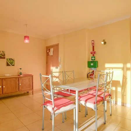 Apartamento Arminda Rodrigues *